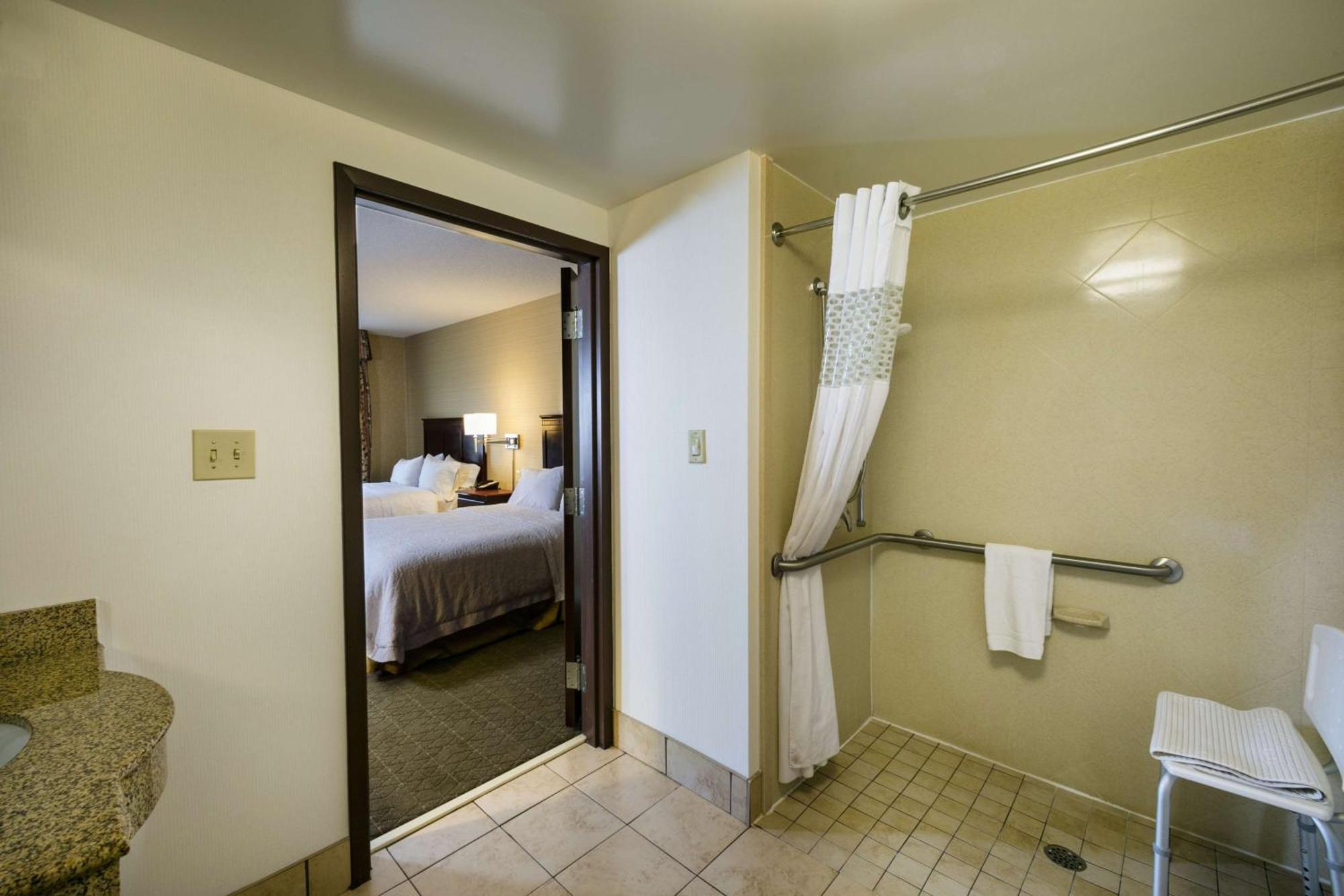Hampton Inn & Suites Toledo-Perrysburg Rossford Exteriér fotografie