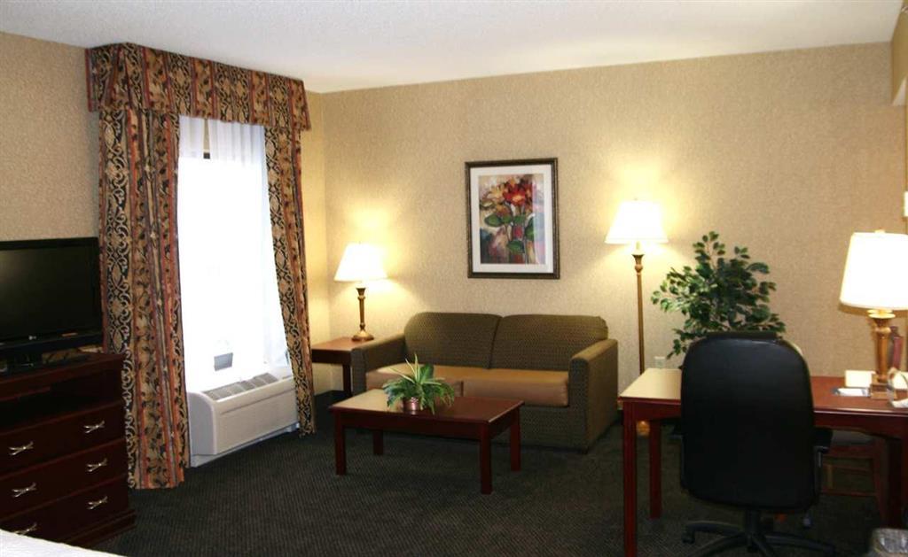 Hampton Inn & Suites Toledo-Perrysburg Rossford Pokoj fotografie